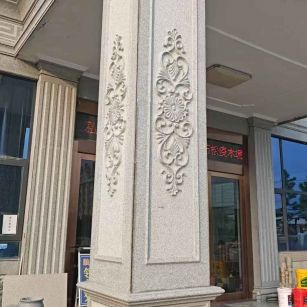 丽江芝麻白别墅雕刻柱子  黄金麻