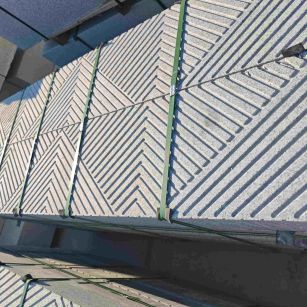 丽江芝麻白石材雕刻定制