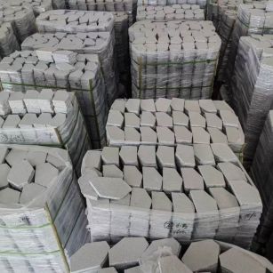 丽江芝麻白石材冰裂纹，碎拼。