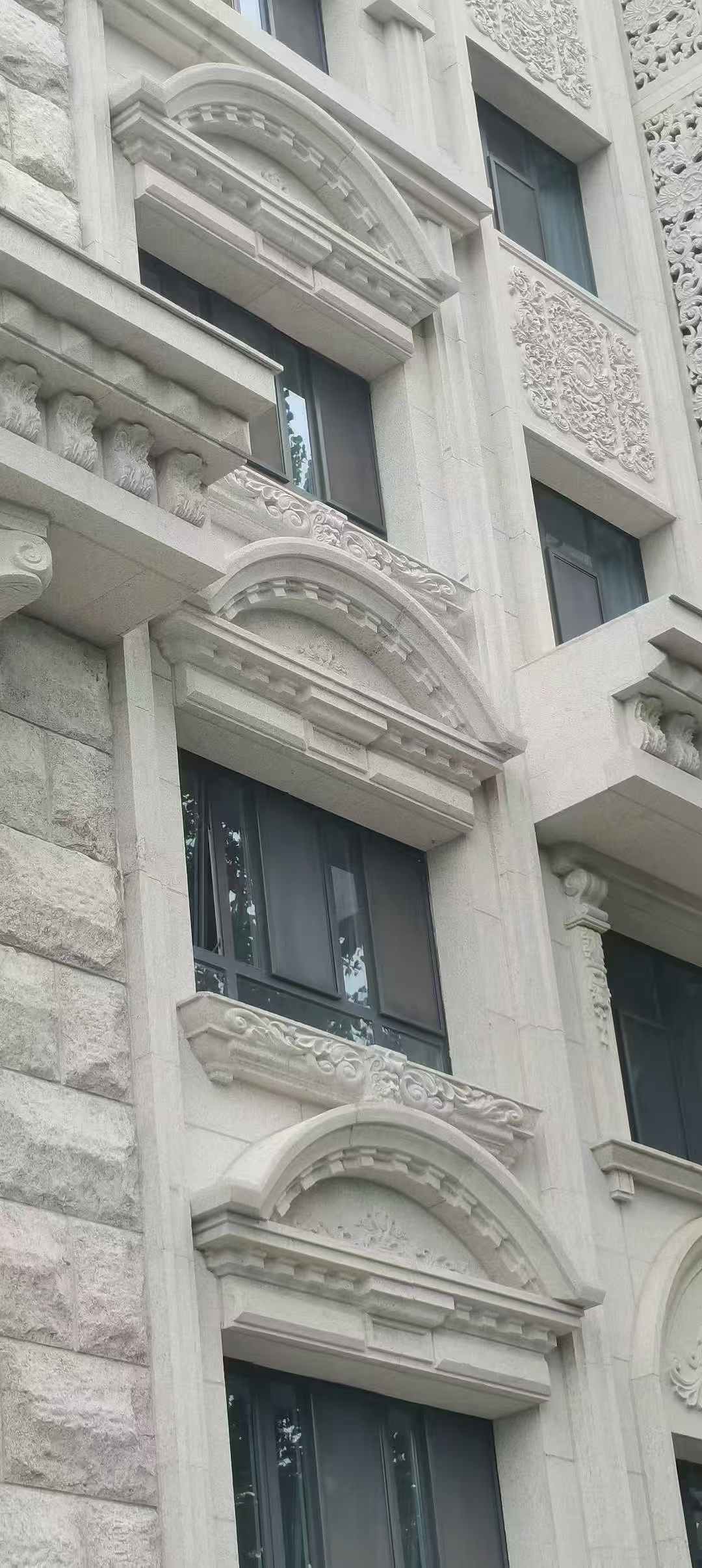 丽江芝麻白异形 石材异形定制