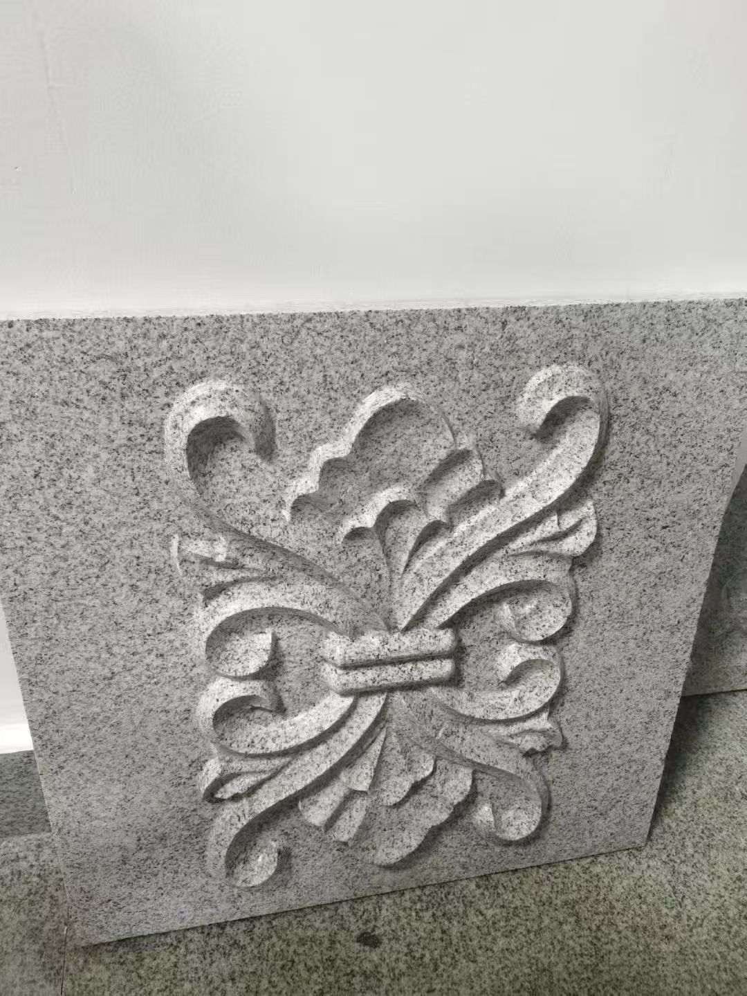 丽江芝麻白雕刻版