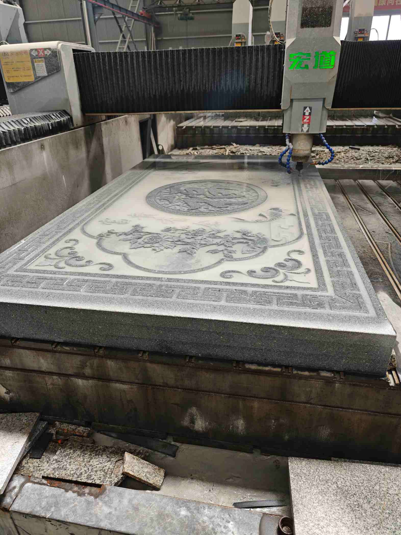 丽江芝麻灰雕刻版异形雕刻异形定制